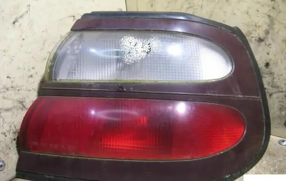 Nissan Almera Rear/tail lights