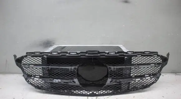 Mercedes-Benz C W205 Front bumper mounting bracket 8069845400 A2058801704 34013291001