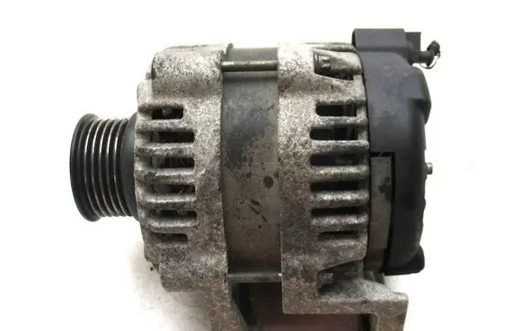 Opel Astra J Generator/alternator 132595