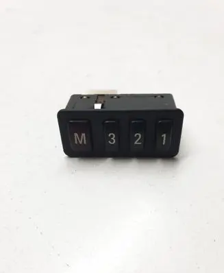 BMW 7 E38 Seat memory switch 8352160