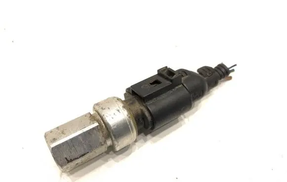 Audi Q7 4L Air conditioning (A/C) pressure sensor 1J0973703