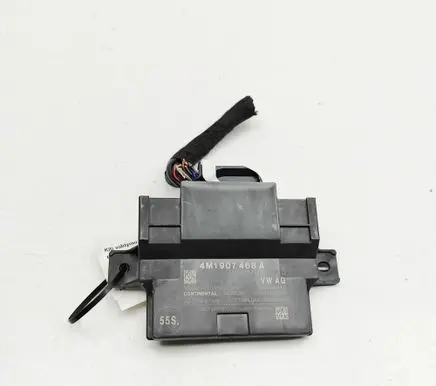 Audi Q7 4M Gateway control module 4M1907468A A2C74997806