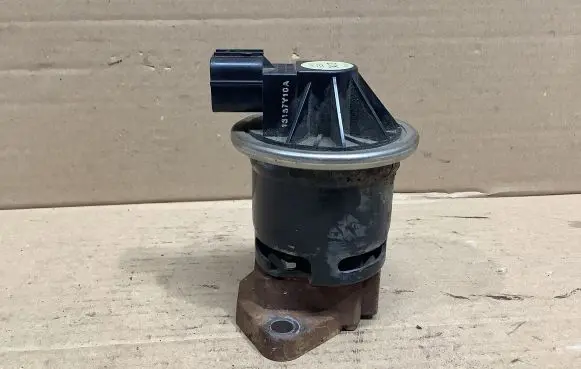 Honda CR-V EGR valve 390285 EE013417E