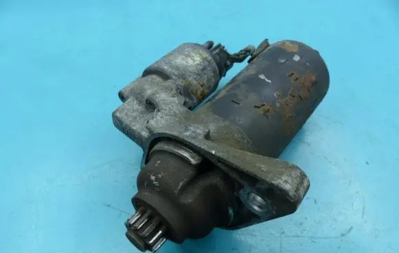 Volkswagen Polo V 6R Starter motor IMPRK1053880