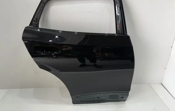 Volkswagen ID.4 Rear door 