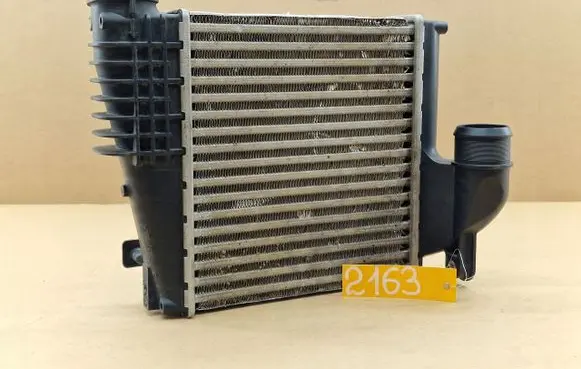 Peugeot 3008 I Intercooler radiator