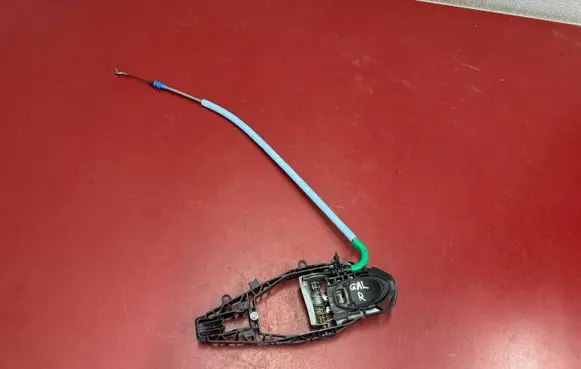 BMW X3 G01 Front door exterior handle/bracket 9881776