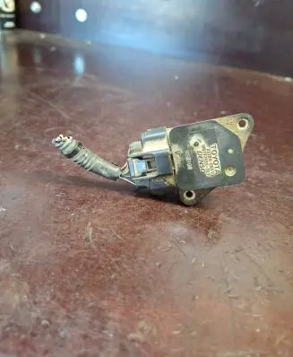 Toyota Corolla Verso AR10 Mass air flow meter 222040N010 MB1974003070