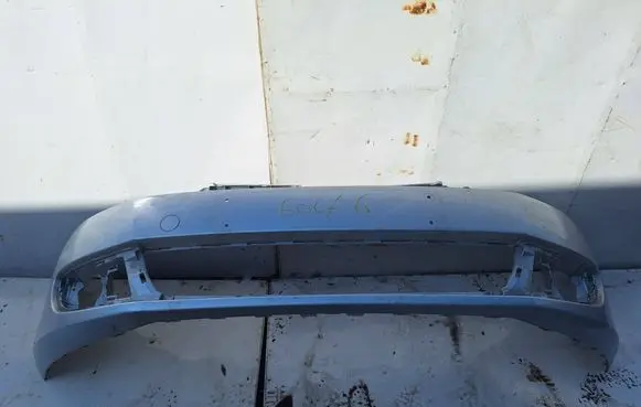 Volkswagen Golf VI Front bumper 1K9807221