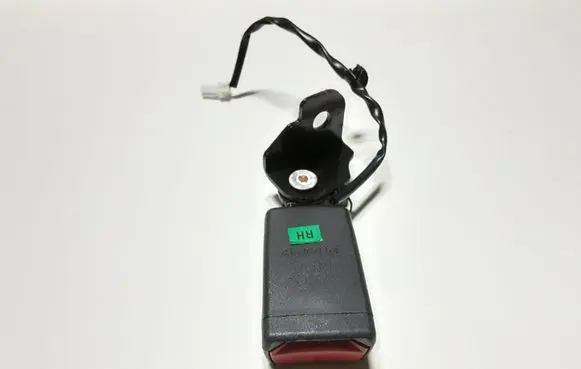 SsangYong Tivoli Rear seatbelt buckle 
