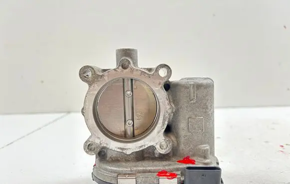 Mercedes-Benz B W246 W242 Throttle valve A2701410025