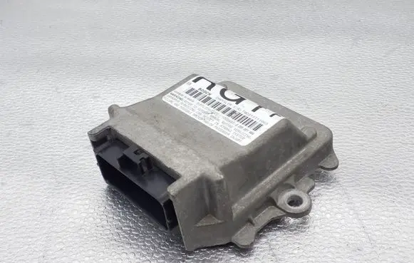 Chrysler Voyager Airbag control unit/module 04748604AA 3121111965 0285001466