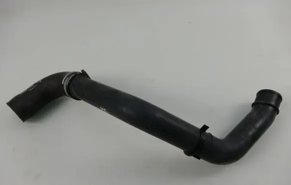 Volvo S40, V40 Engine coolant pipe/hose 30865051