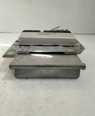 Mercedes-Benz E W210 Engine control unit/module A0225453932