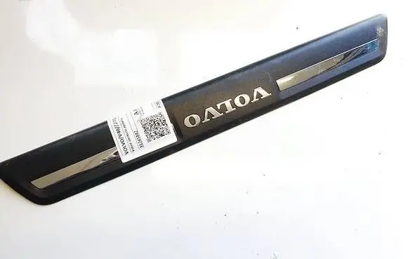 Volvo V40 Front sill trim cover 31265842