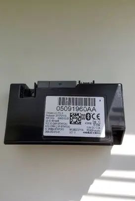 Chrysler Town u0026 Country V Bluetooth control unit module 05091960AA M12003727174 260905001061