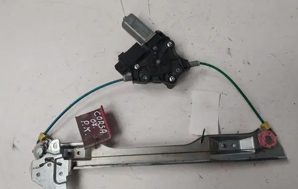 Opel Corsa D Front door window regulator with motor 72005001 0300402