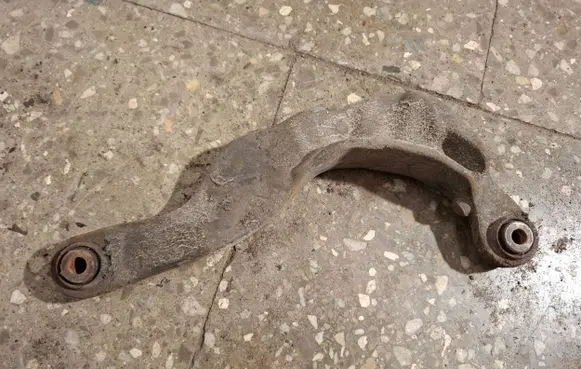 Volvo V60 Rear upper control arm/wishbone 31406735