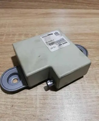 BMW 5 E60 E61 Aerial antenna amplifier 6935024