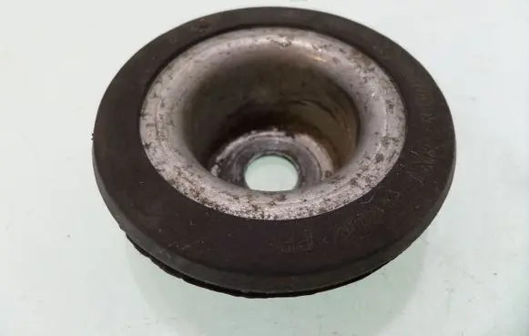 Volkswagen Golf IV Front upper strut mount 1J0412319C