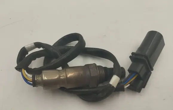 Volkswagen Golf VII Lambda probe sensor 04L906262AF 1316126 4949748