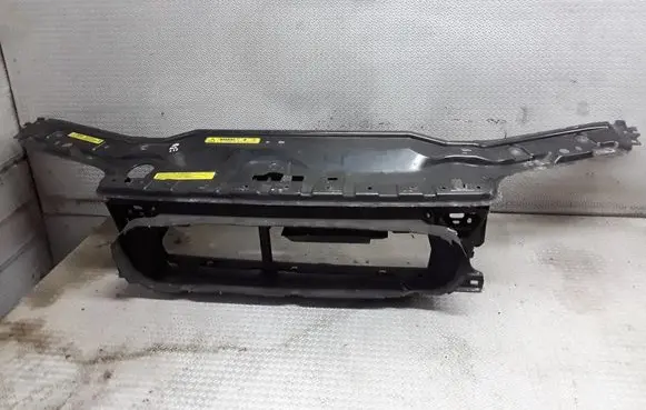 Top upper radiator support slam panel