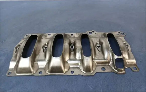 BMW 5 G30 G31 G38 Oil sump 8475734