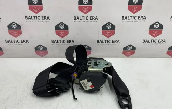 Audi A8 S8 D3 4E Front seatbelt 601782700 008R000