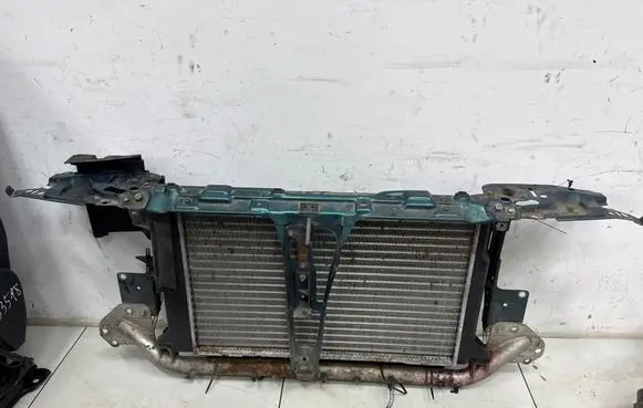 Audi 80 90 S2 B4 Radiator support slam panel