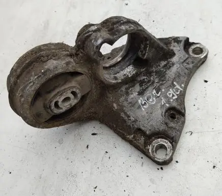 Citroen Berlingo Driveshaft support bearing bracket 