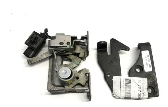BMW i3 Engine bonnet/hood lock/catch 7299162 7306601