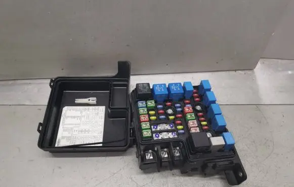 Hyundai i30 Fuse module 