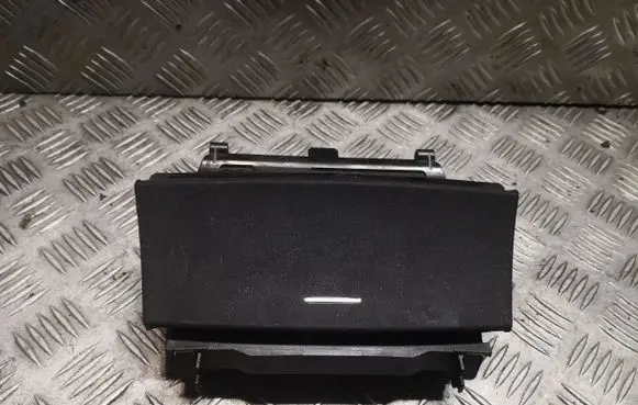 Car ashtray