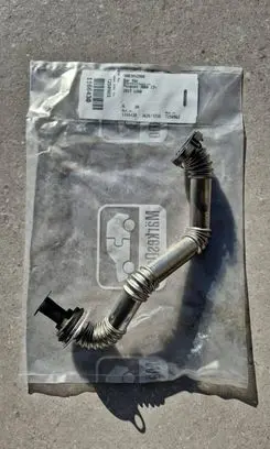 Peugeot 3008 II EGR valve line/pipe/hose 9803842980