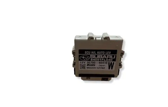 Subaru XV II Light module LCM 84051FL040 3570060410 96U13112702