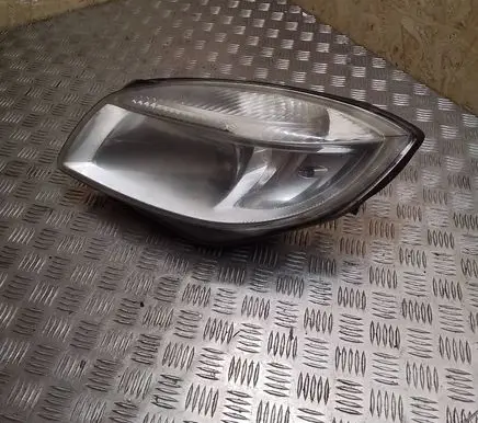 Skoda Fabia Mk2 (5J) Headlight/headlamp