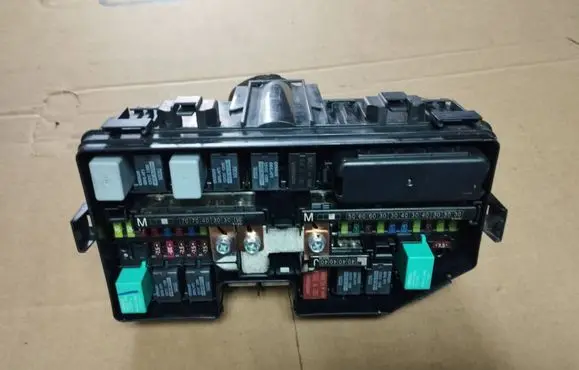 Honda CR-V Fuse box set T1GE010