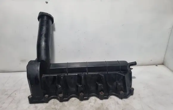 Mercedes-Benz A W168 Rocker cam cover A1660100230