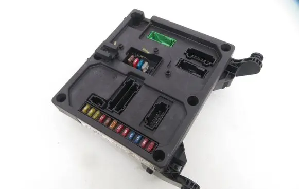Seat Alhambra (Mk1) Central body control module 7M3962258M S110730300G YM2114B205CC
