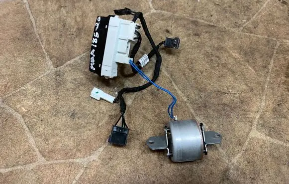 BMW 5 F10 F11 Steering wheel 9218381