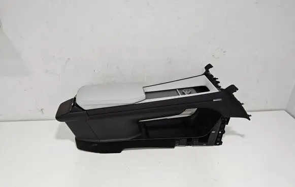 Polestar 4 Center console 80012784 80012785 80012786