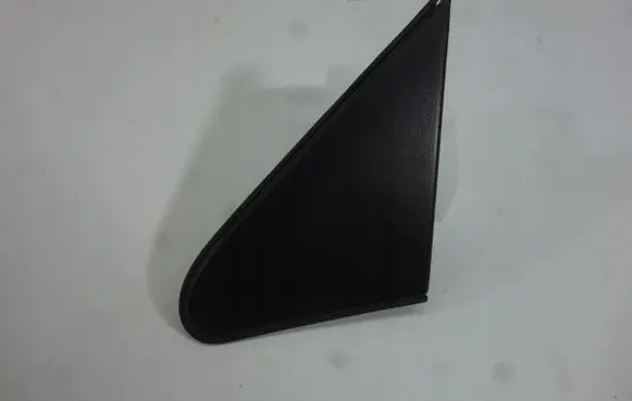 Toyota Yaris Glove box 0D010