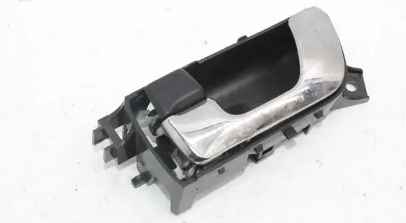 Mitsubishi Pajero Front door interior handle MR432271