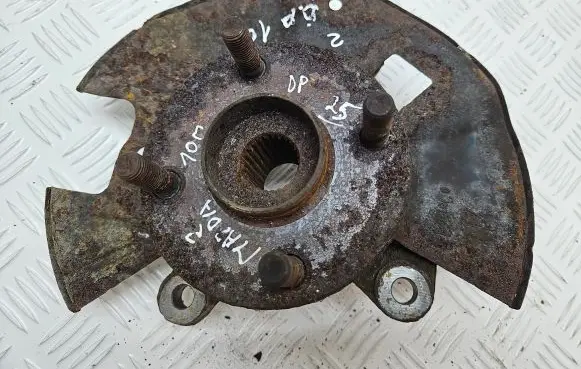 Mazda 2 Front wheel hub
