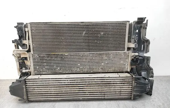 Volvo V60 Radiator set 31368326 31338475 31332027