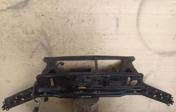 Volvo V70 Top upper radiator support slam panel