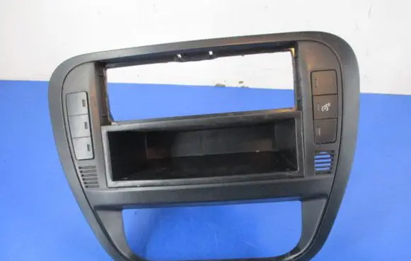 Citroen C3 Other sill/pillar trim element 9653074277