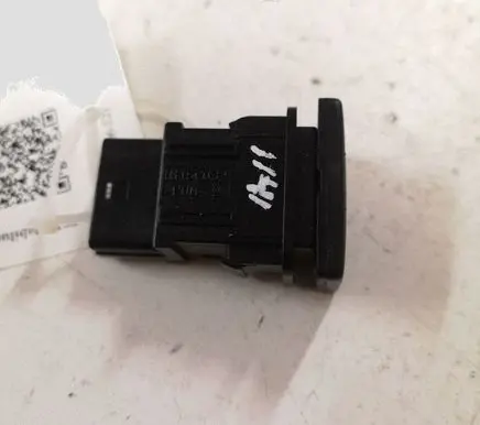 Toyota Auris 150 ESP (stability program) switch 15C032