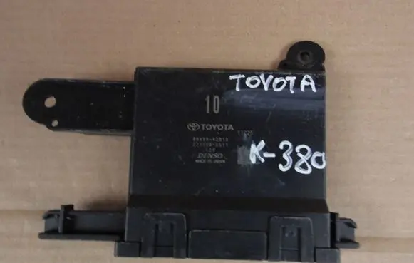Toyota RAV 4 (XA50) Other control units/modules 8865042810