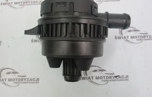 Audi A4 S4 B7 8E 8H Breather/breather pipe/hose 057103495L